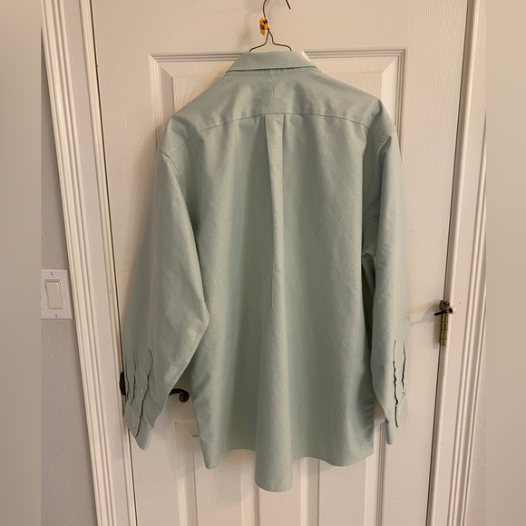Men’s L.L.Bean Light Green Dress Shirt - Picture 2 of 3